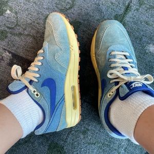 Nike Air Max in “Dirty Denim”
Wm size 8.5, Mns size 7